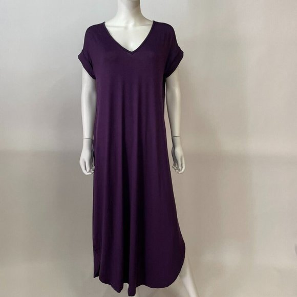 entro Dresses & Skirts - Entro Purple Short Sleeve Pocket Maxi Dress